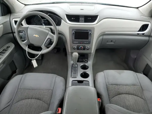 1GNKRFED3HJ349244 2017 CHEVROLET TRAVERSE - Image 8