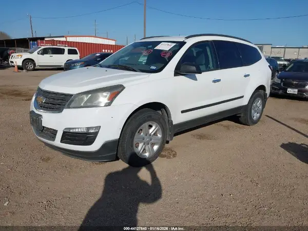 1GNKRFED4GJ174694 2016 CHEVROLET TRAVERSE - Image 2