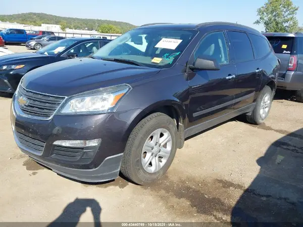 1GNKRFED4GJ188661 2016 CHEVROLET TRAVERSE - Image 2
