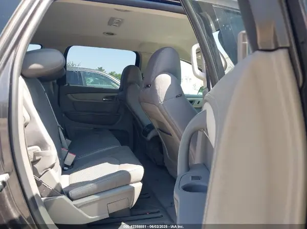 1GNKRFED4HJ115405 2017 CHEVROLET TRAVERSE - Image 8