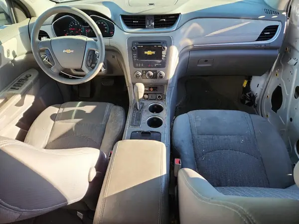 1GNKRFED4HJ134956 2017 CHEVROLET TRAVERSE - Image 8