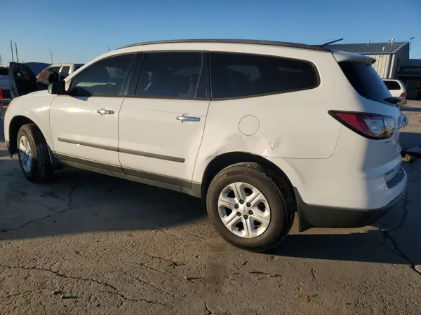 1GNKRFED4HJ138358 2017 CHEVROLET TRAVERSE - Image 2