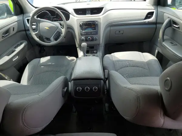 1GNKRFED4HJ145603 2017 CHEVROLET TRAVERSE - Image 8