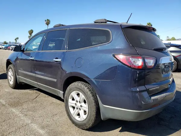 1GNKRFED4HJ174549 2017 CHEVROLET TRAVERSE - Image 2