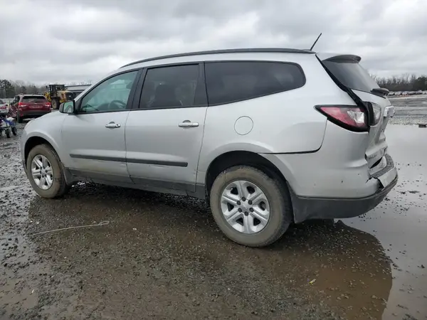 1GNKRFED4HJ354002 2017 CHEVROLET TRAVERSE - Image 2