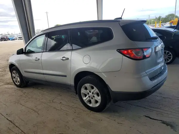1GNKRFED5GJ267014 2016 CHEVROLET TRAVERSE - Image 2