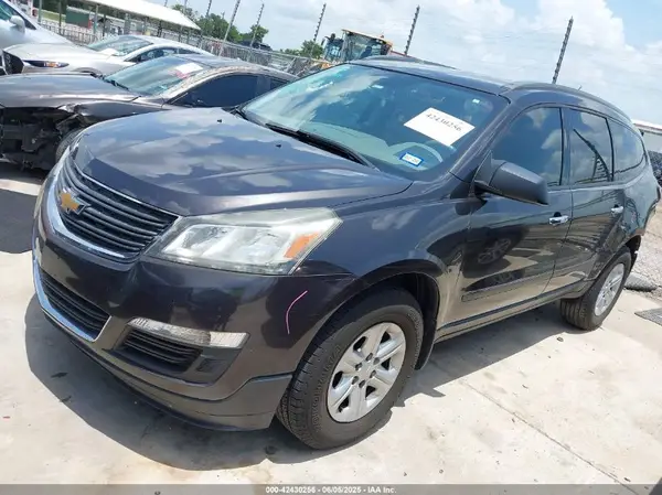 1GNKRFED5GJ281673 2016 CHEVROLET TRAVERSE - Image 2