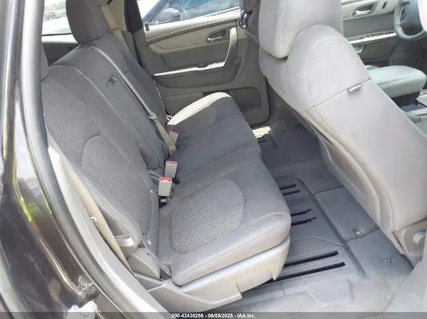 1GNKRFED5GJ281673 2016 CHEVROLET TRAVERSE - Image 8