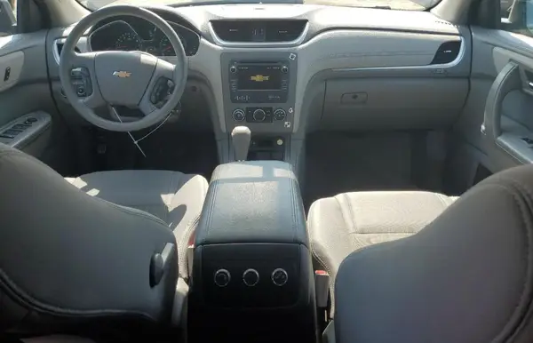 1GNKRFED5HJ170672 2017 CHEVROLET TRAVERSE - Image 8