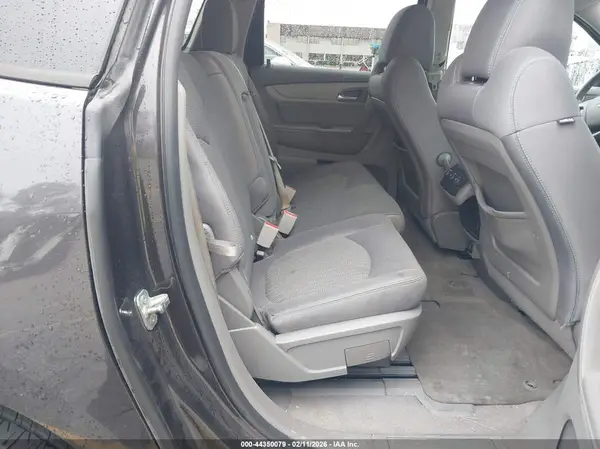 1GNKRFED5HJ190260 2017 CHEVROLET TRAVERSE - Image 8