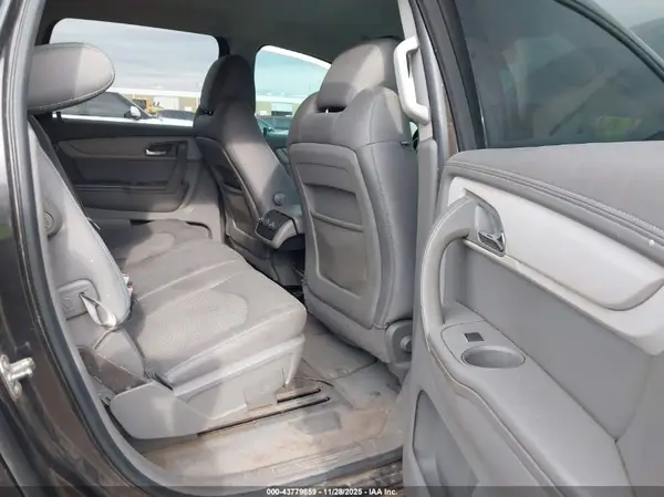 1GNKRFED5HJ197354 2017 CHEVROLET TRAVERSE - Image 8