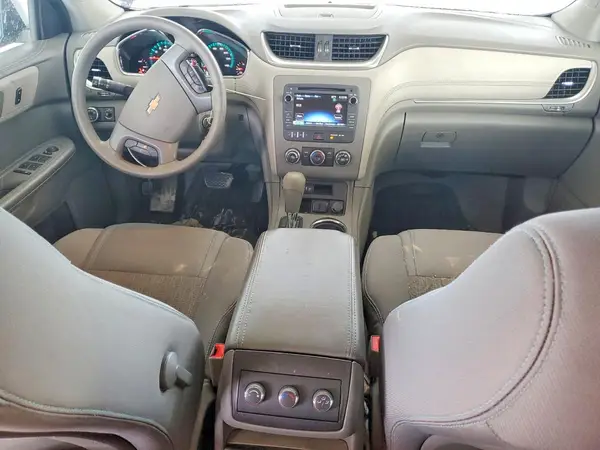 1GNKRFED5HJ303074 2017 CHEVROLET TRAVERSE - Image 8