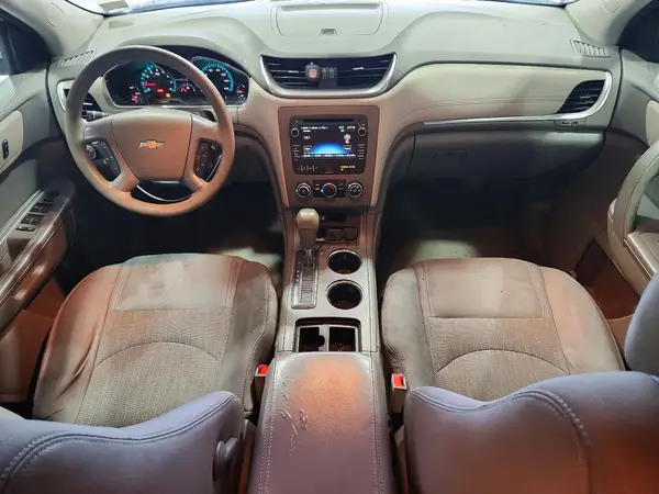 1GNKRFED5HJ325978 2017 CHEVROLET TRAVERSE - Image 8