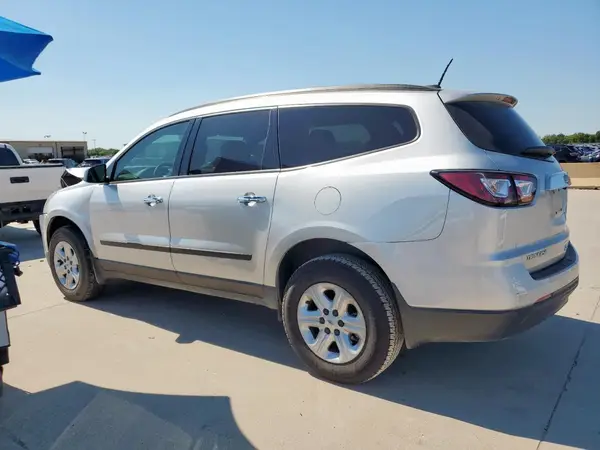 1GNKRFED5HJ349889 2017 CHEVROLET TRAVERSE - Image 2