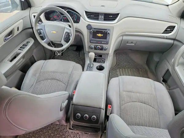 1GNKRFED5HJ352162 2017 CHEVROLET TRAVERSE - Image 8