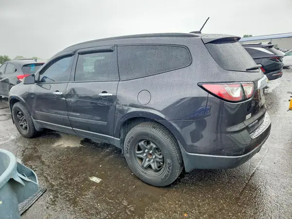 1GNKRFED6HJ119049 2017 CHEVROLET TRAVERSE - Image 2