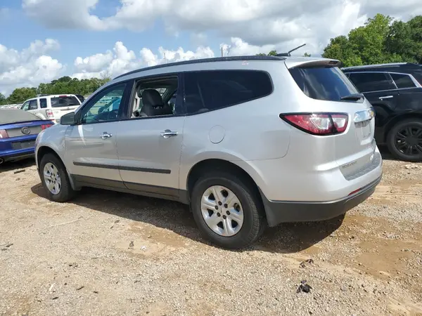 1GNKRFED6HJ177954 2017 CHEVROLET TRAVERSE - Image 2