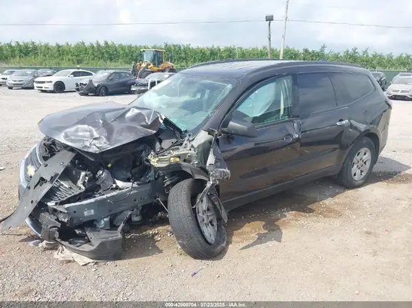 1GNKRFED6HJ185603 2017 CHEVROLET TRAVERSE - Image 2