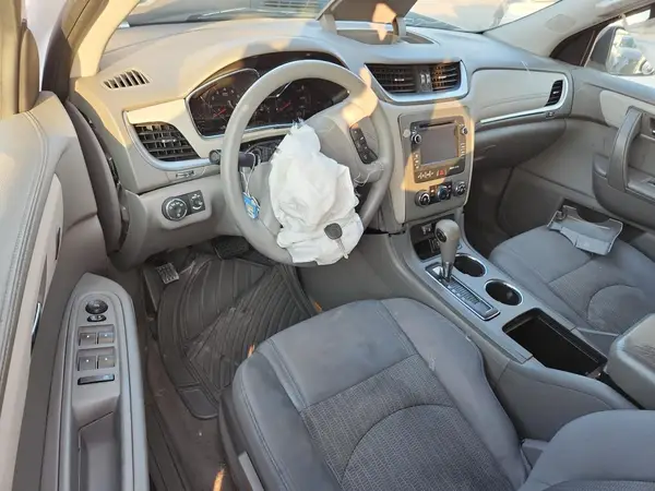 1GNKRFED6HJ199663 2017 CHEVROLET TRAVERSE - Image 8