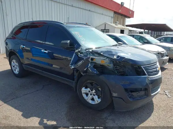 1GNKRFED6HJ227929 2017 CHEVROLET TRAVERSE - Image 1