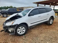 1GNKRFED6HJ240938 2017 CHEVROLET TRAVERSE