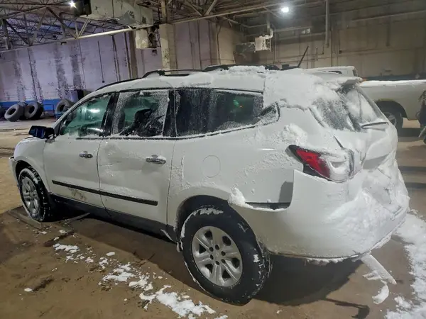 1GNKRFED6HJ260526 2017 CHEVROLET TRAVERSE - Image 2