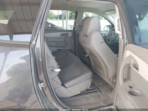 1GNKRFED6HJ328582 2017 CHEVROLET TRAVERSE - Image 8