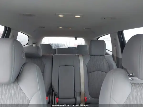 1GNKRFED6HJ346905 2017 CHEVROLET TRAVERSE - Image 8
