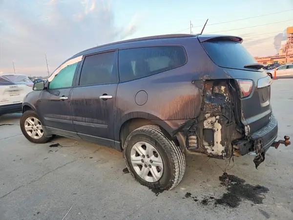 1GNKRFED7GJ201824 2016 CHEVROLET TRAVERSE - Image 2
