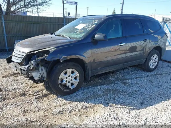 1GNKRFED7GJ286261 2016 CHEVROLET TRAVERSE - Image 2
