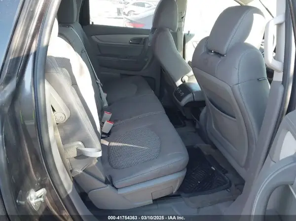 1GNKRFED7GJ286261 2016 CHEVROLET TRAVERSE - Image 8
