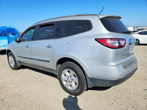 1GNKRFED7GJ327617 2016 CHEVROLET TRAVERSE - Image 2