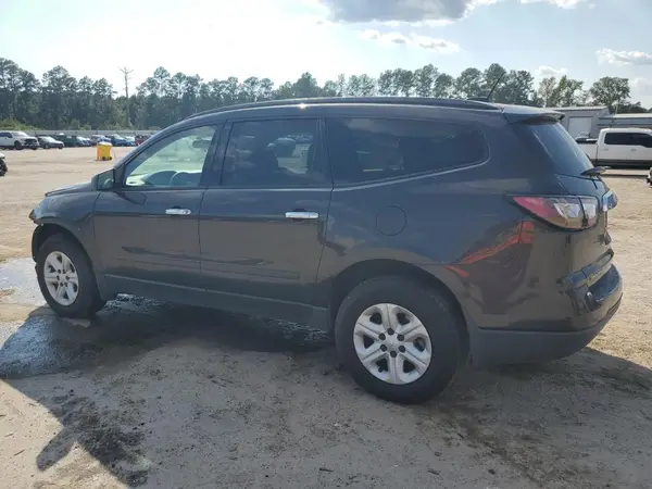 1GNKRFED7HJ114071 2017 CHEVROLET TRAVERSE - Image 2