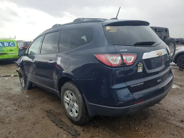 1GNKRFED7HJ201999 2017 CHEVROLET TRAVERSE - Image 2