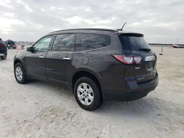 1GNKRFED7HJ277397 2017 CHEVROLET TRAVERSE - Image 2