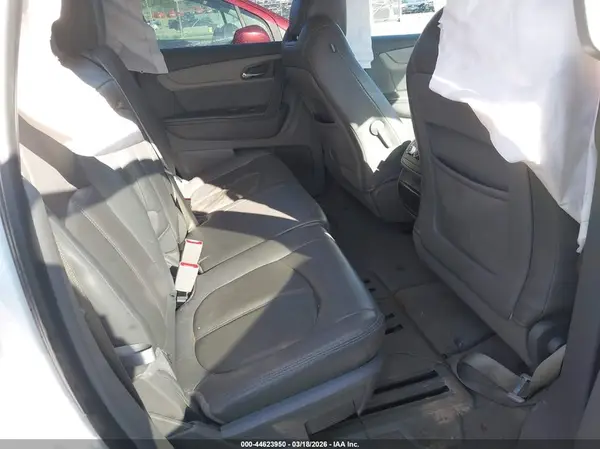 1GNKRFED7HJ345715 2017 CHEVROLET TRAVERSE - Image 8