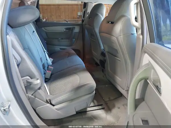 1GNKRFED8HJ203034 2017 CHEVROLET TRAVERSE - Image 8