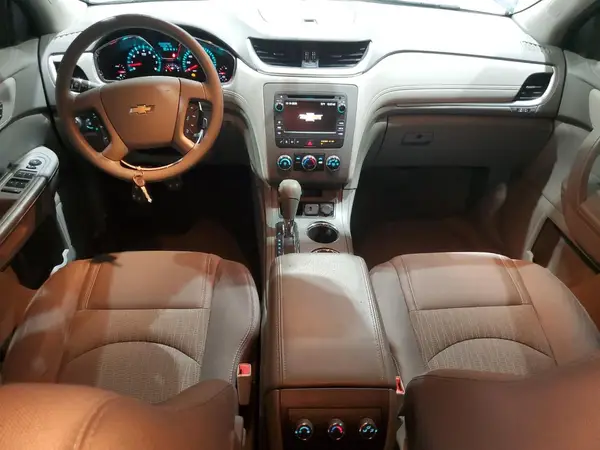 1GNKRFED8HJ227950 2017 CHEVROLET TRAVERSE - Image 8