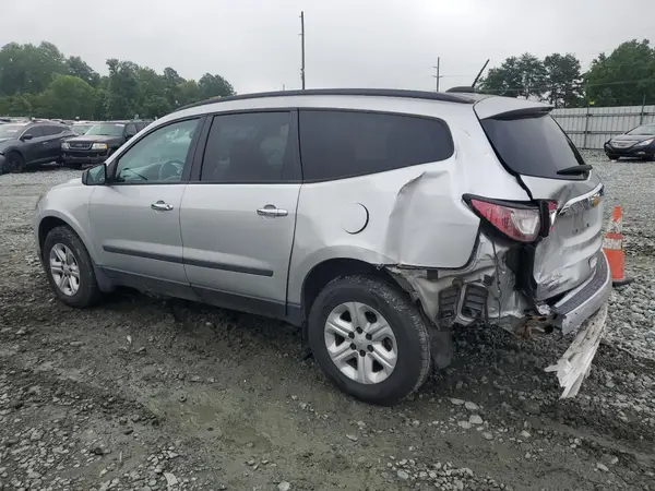 1GNKRFED8HJ256073 2017 CHEVROLET TRAVERSE - Image 2