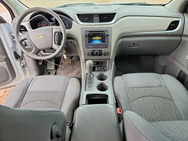1GNKRFED9GJ244688 2016 CHEVROLET TRAVERSE - Image 8
