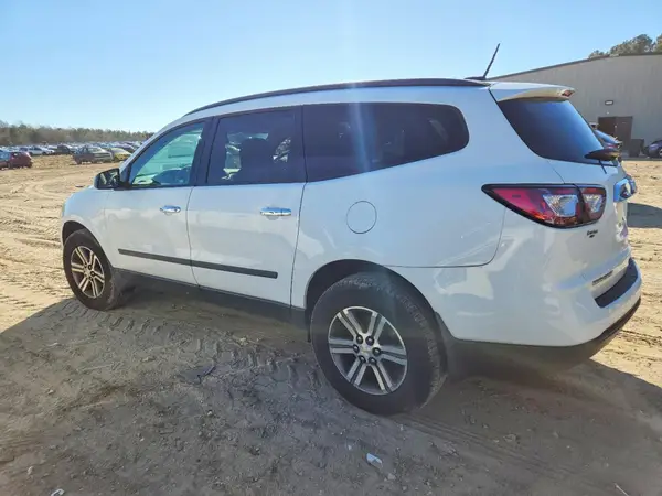 1GNKRFED9HJ206203 2017 CHEVROLET TRAVERSE - Image 2