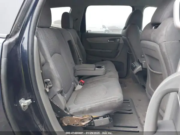 1GNKRFED9HJ250833 2017 CHEVROLET TRAVERSE - Image 8