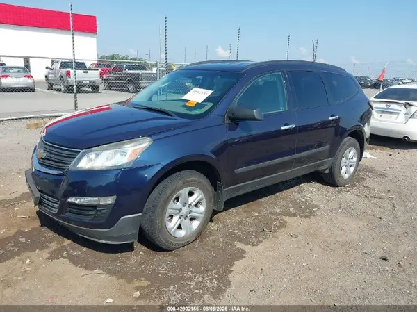 1GNKRFED9HJ292323 2017 CHEVROLET TRAVERSE - Image 2