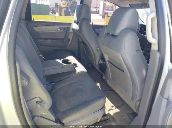 1GNKRFED9HJ295089 2017 CHEVROLET TRAVERSE - Image 8