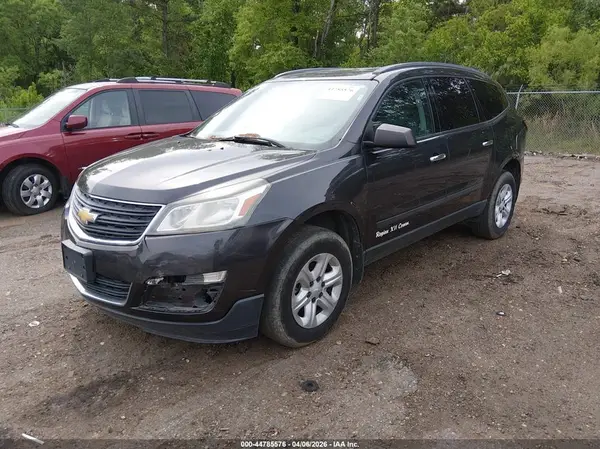 1GNKRFED9HJ303725 2017 CHEVROLET TRAVERSE - Image 2