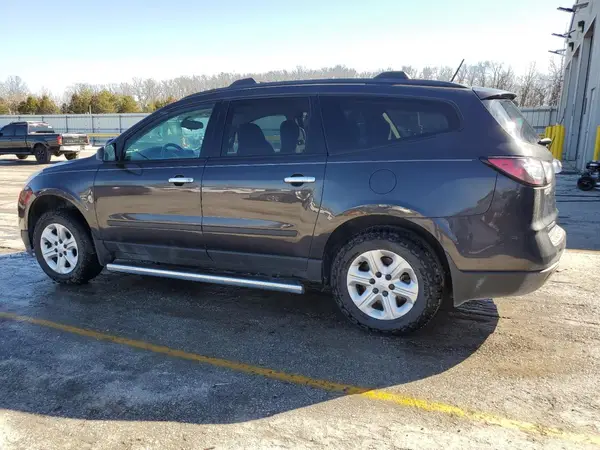 1GNKRFEDXHJ114016 2017 CHEVROLET TRAVERSE - Image 2