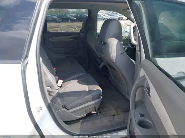 1GNKRFEDXHJ133827 2017 CHEVROLET TRAVERSE - Image 8