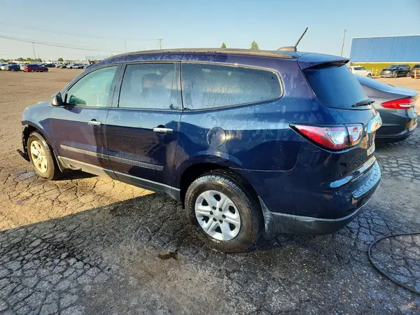 1GNKRFEDXHJ203312 2017 CHEVROLET TRAVERSE - Image 2