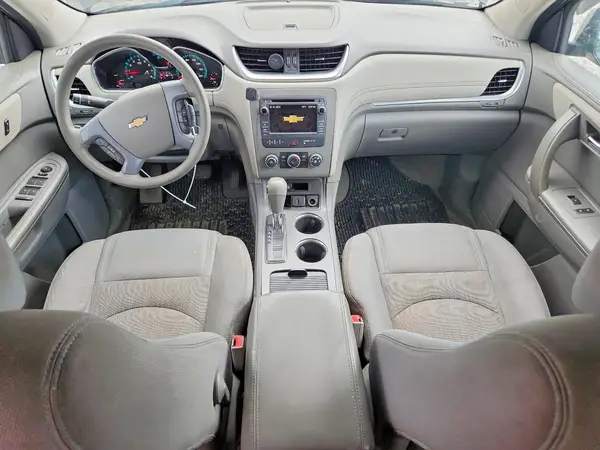 1GNKRFEDXHJ258861 2017 CHEVROLET TRAVERSE - Image 8