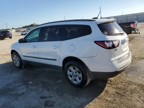 1GNKRFEDXHJ312305 2017 CHEVROLET TRAVERSE - Image 2